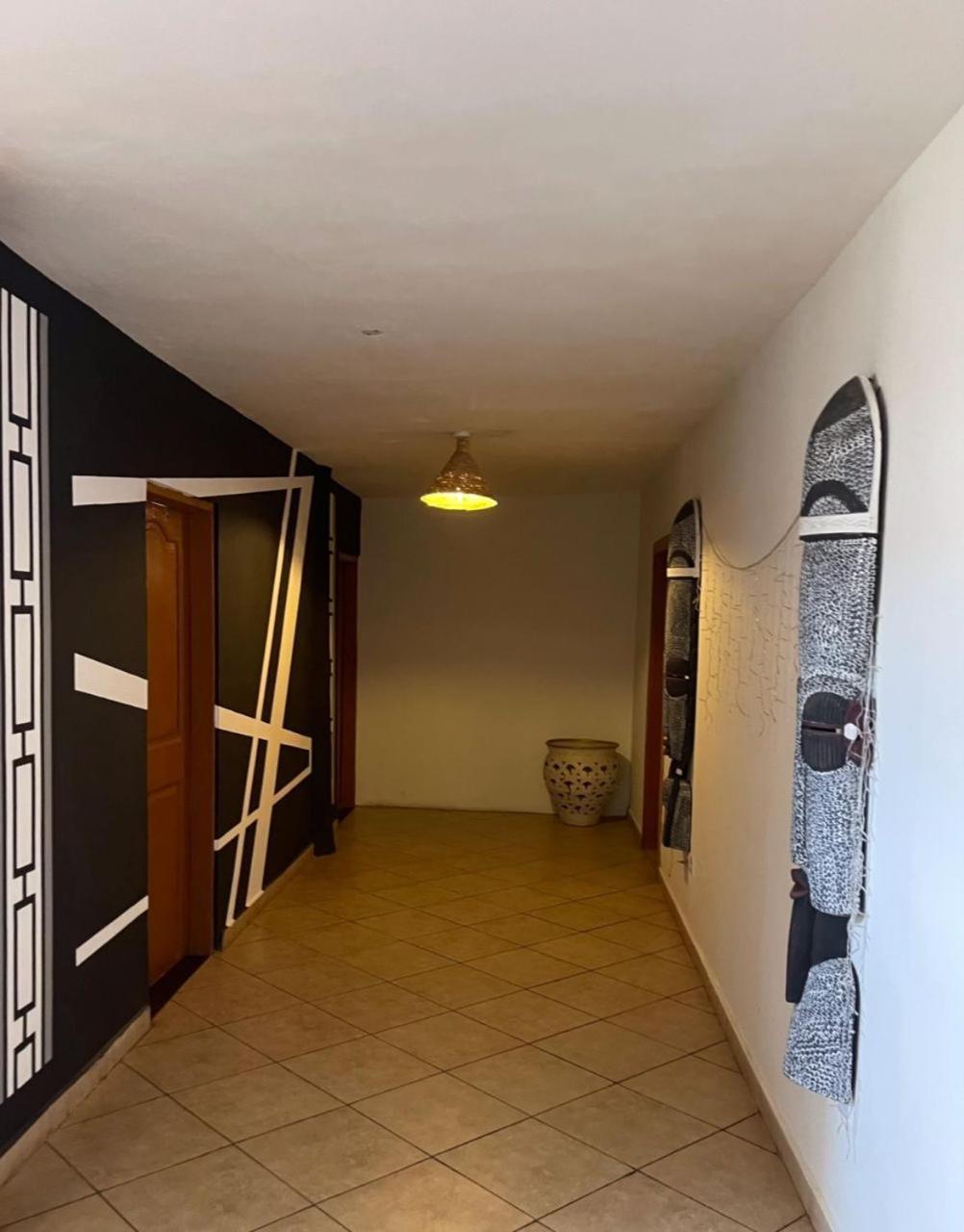 Afiki Hotel Elmina Eksteriør billede